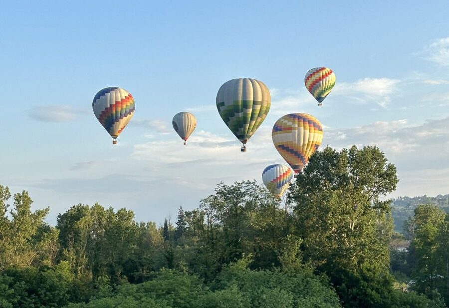 1-Hour Hot Air Balloon Flight Over Tuscany from Lucca - Should you book the Lucca balloon flight?