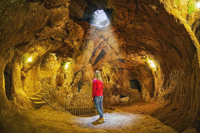 2 Day All Inclusive Cappadocia Tour from Istanbul with Optional Balloon Flight - Carpet weaving and the first night in a cave hotel