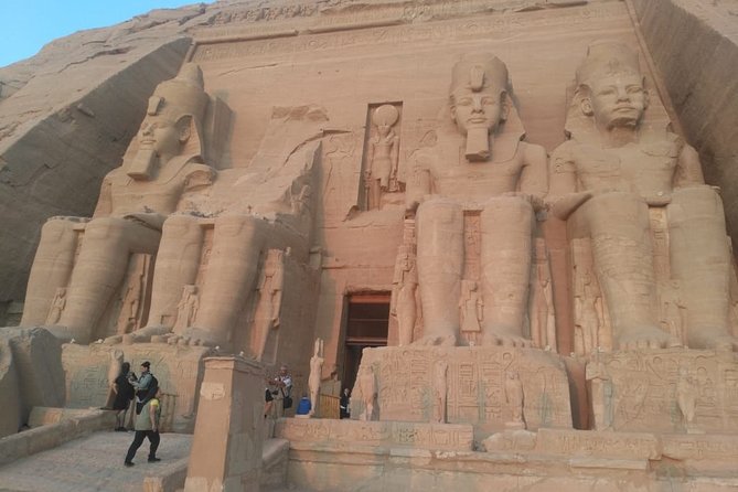 3 Night Luxor and Aswan Nile Cruise with Hot Air Balloon, Abu Simbel from Luxor - Day three: Edfu, horse and carriage, and sunset at Kom Ombo