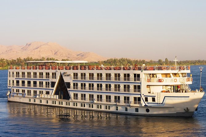3-Night Private Nile cruise from Aswan with Hot air balloon - Kom Ombo and the two-sided temple