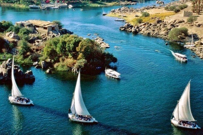4-Day 3-Night Nile Cruise from Aswan to Luxor&Abu Simbel+Balloon - Kom Ombo: an unusual double temple