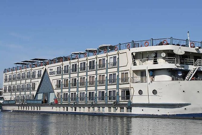 4 Days 3 Night Nile Cruise from Aswan with Abu Simbel and Balloon - Day three: Horus at Edfu and the approach to Luxor