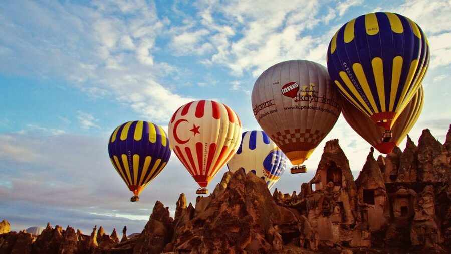 5 Days Istanbul to Cappadocia by Plane + Hot air Balloon - Day One: Istanbul to a Göreme Hotel