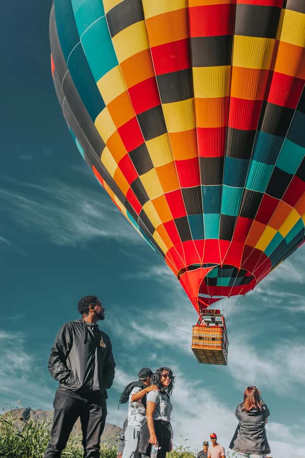 Agadir: Hot Air Balloon Flight with Breakfast - Mint tea before takeoff