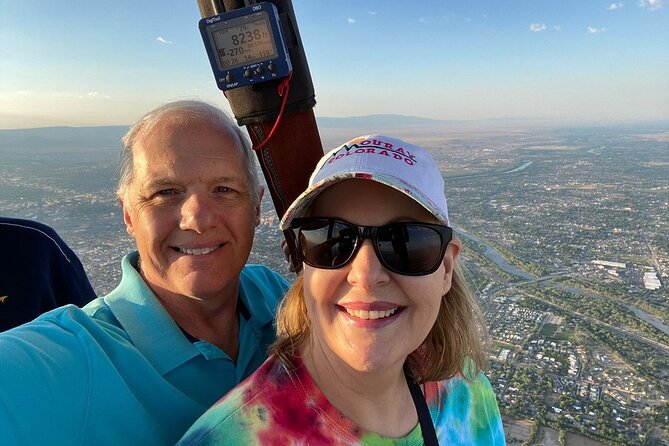 Albuquerque Hot Air Balloon Rides at Sunrise - Champagne, snacks, and the landing celebration