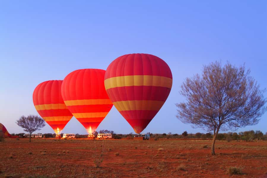 Alice Springs: Early Morning Hot Air Balloon Flight - Before dawn: pickup and the drive out
