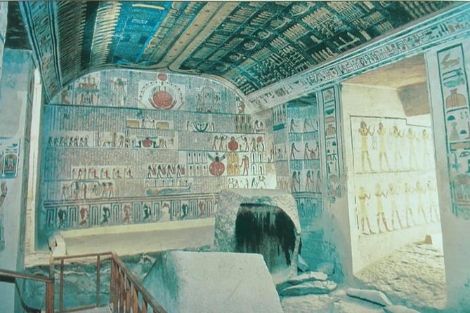Amazing 3-Nights Cruise From Aswan To Luxor including Abu Simbel&Hot Air Balloon - Day two: the long road to Abu Simbel