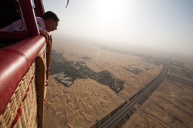 Amazing Hot Air Balloon With Beautiful Desert Sunrise View - Who will enjoy this morning most?