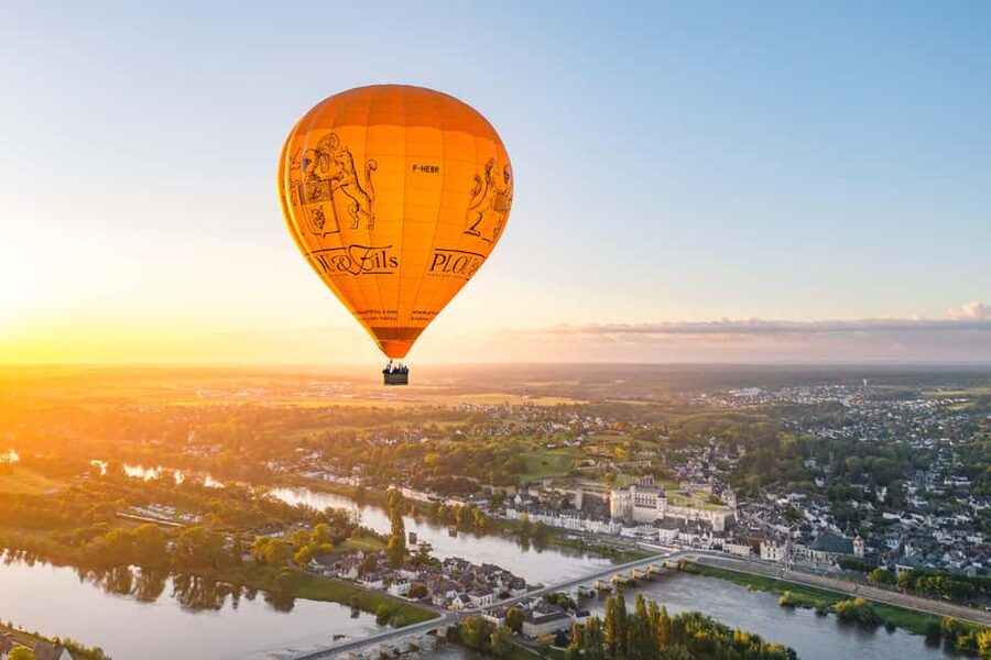 Amboise Hot-Air Balloon Sunrise Ride over the Loire Valley - Sunrise or sunset: which flight should you choose?