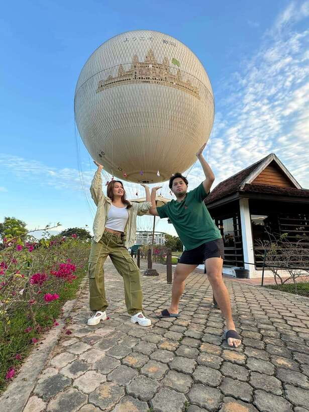 Angkor Balloon Sunrise or Sunset ride and Pick up/Drop off - Sunset over Siem Reap