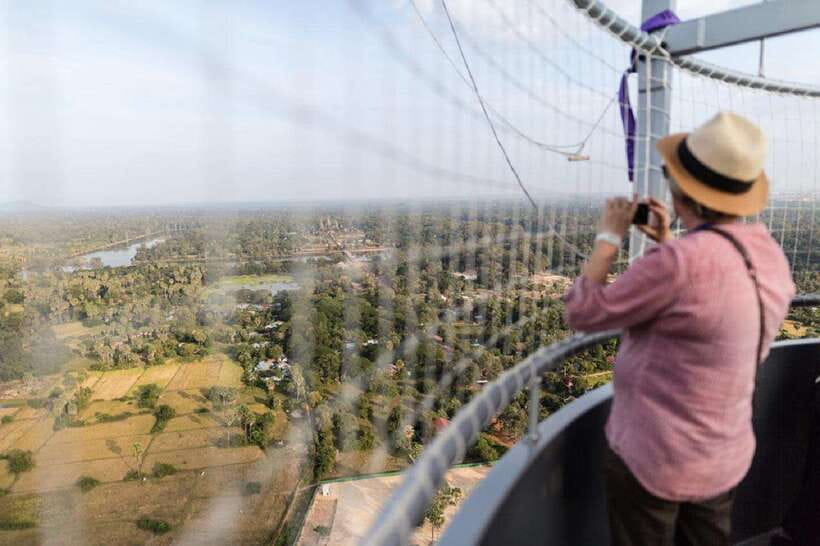 Angkor Balloon Sunrise or Sunset ride and Pick up/Drop off - The tuk tuk ride from Siem Reap