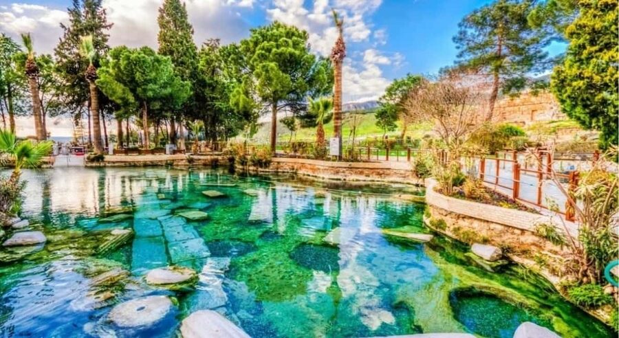 Antalya/Belek: Pamukkale Day Tour w/Optional Hot Air Balloon - Turkish lunch after the ruins