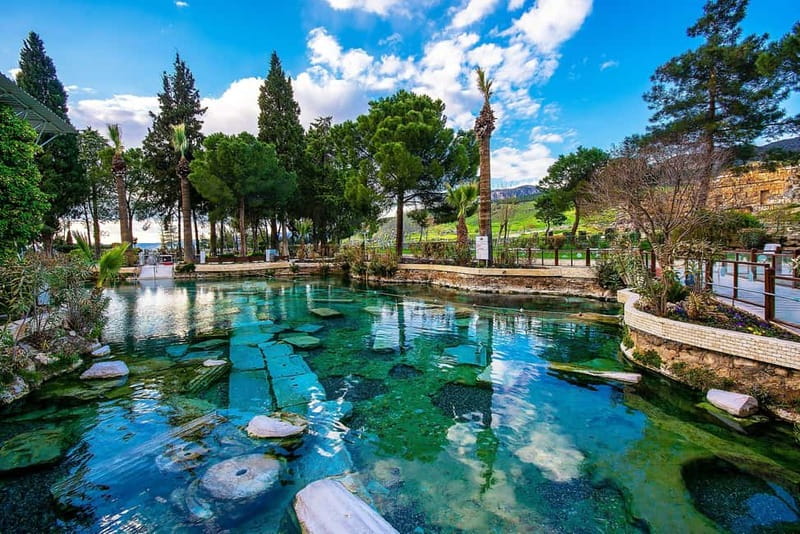 Antalya: Pamukkale Tour with Hot Air Balloon and Lunch - Who should book this Pamukkale tour