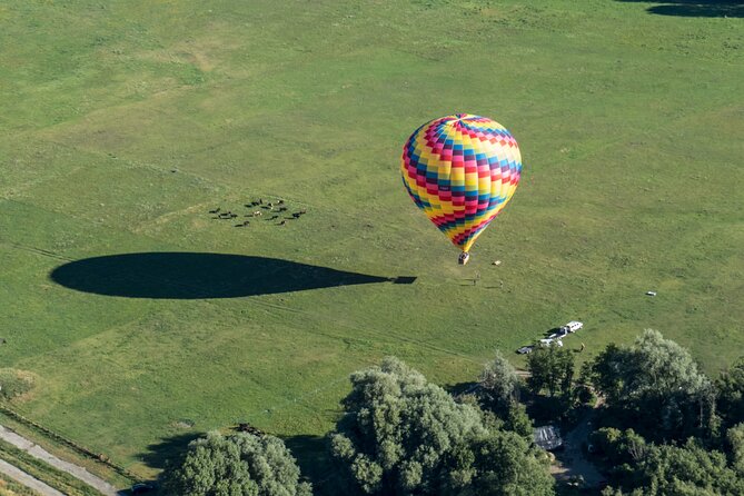 Aosta hot air balloon flight over the Alps with breathtaking views - A quiet flight above the Aosta Valley