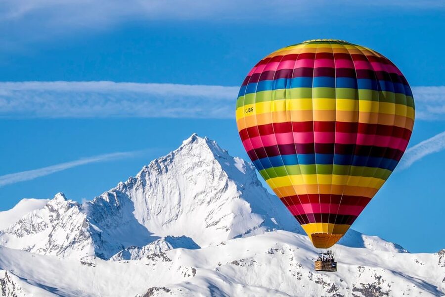 Aosta: Hot Air Balloon Flight with Mountain Views - Starting in Quart with the Charbonnier crew