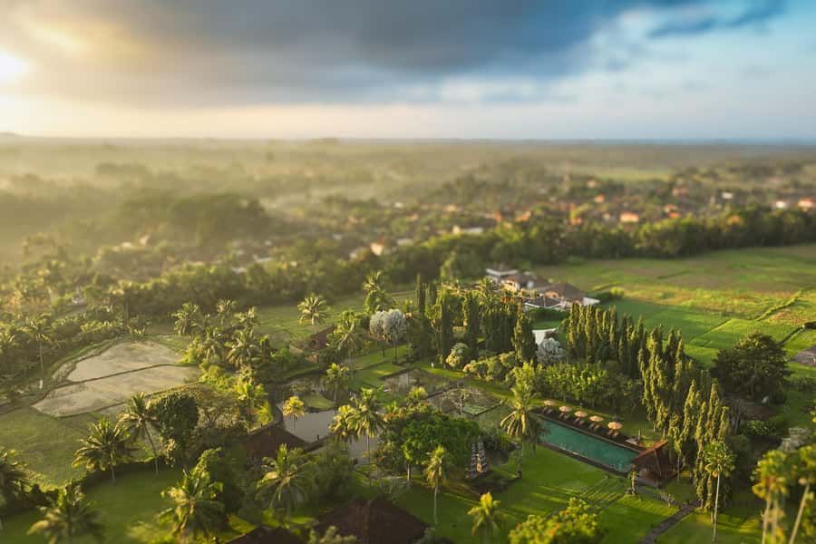 Bali: Private Hot-Air Balloon Ride - Timing, language, and cancellation details