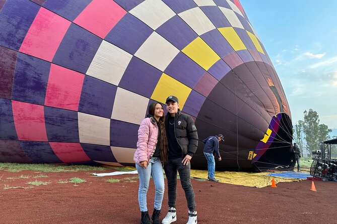 Balloon Flight + Breakfast in a cave + Pick up CDMX + Pyramids - One hour inside the Teotihuacan archaeological zone
