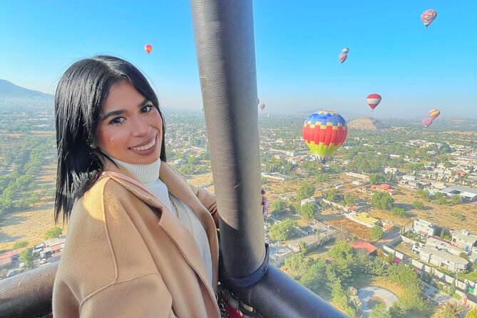 Balloon flight + Breakfast in cave + Pyramids + Pick up CDMX. - Why the balloon flight is worth the early alarm