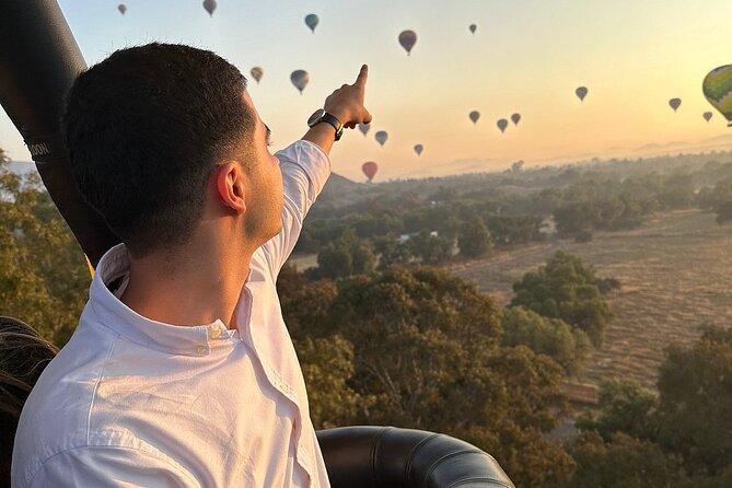 Balloon flight / Breakfast in the cave / CDMX pick-up + Pyramids - Obsidian, maguey, and a second cave