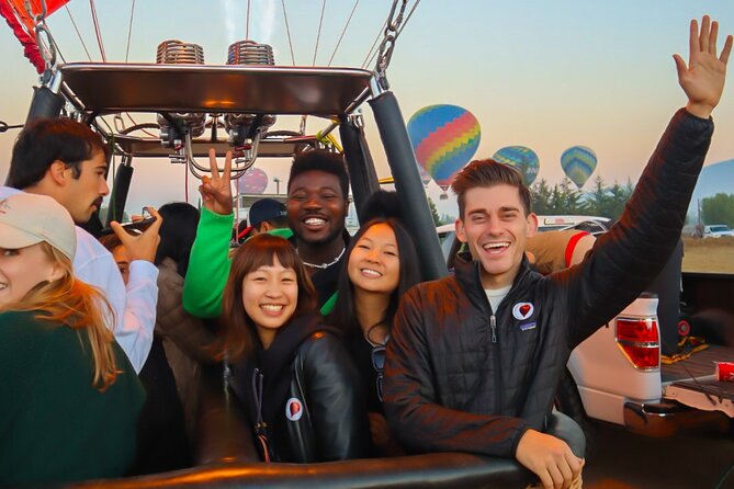 Balloon Flight + Cave Breakfast + Pick Up from CDMX or We Fly - The artisan stop and what you are really buying