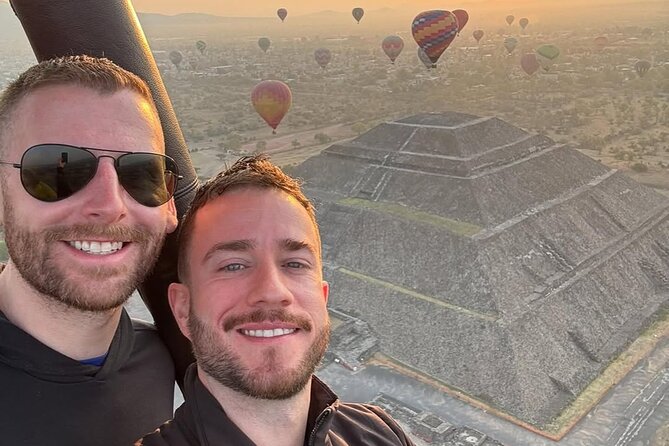 Balloon Flight + Cave Breakfast + Pick Up from CDMX or We Fly - Who should book this experience
