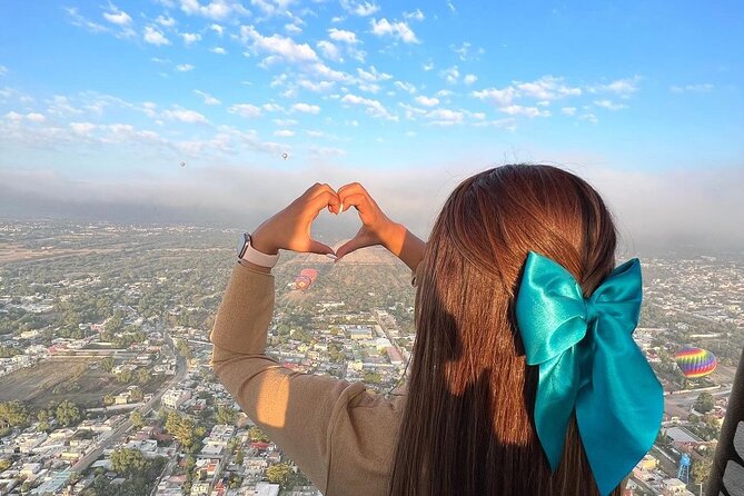 Balloon flight + CDMX pickup + Buffet Breakfast - What the flight feels like at 6:10am