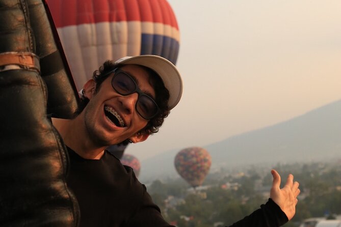 Balloon flight + CDMX pickup + Buffet Breakfast - Teotihuacan after the flight