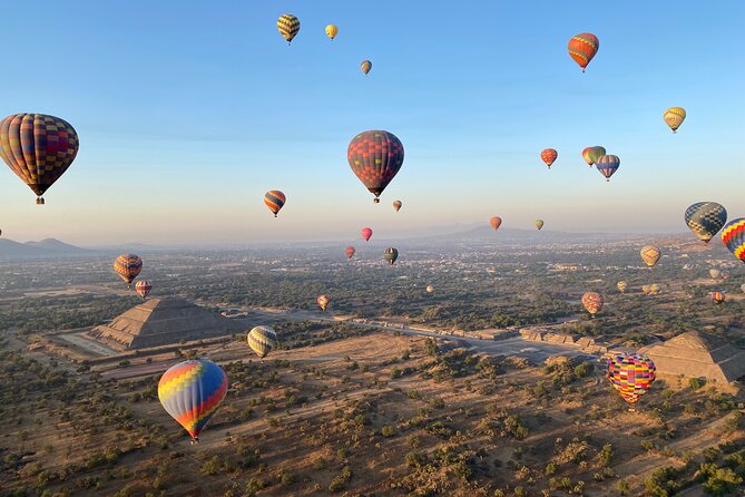 Balloon flight in Teotihuacán from Mexico City - The early start from Mexico City