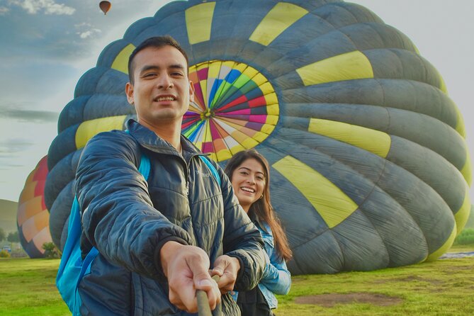 Balloon flight + pick up in CDMX + Breakfast in Cave + Pyramids - Why the balloon flight is the real prize