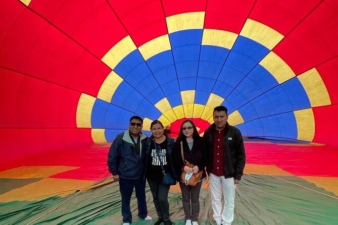Balloon flight + pick up in CDMX + Breakfast in Cave + Pyramids - The landing toast and the morning ritual