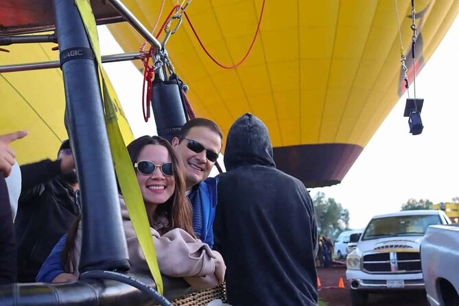 Balloon flight Teotihuacan, Breakfast in a cave Pick up in CDMX - Why the balloon and cave combination works