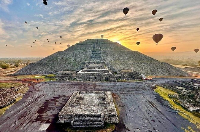 Balloon flight Teotihuacan, Breakfast in a cave Pick up in CDMX - Should you book this Teotihuacan balloon flight?