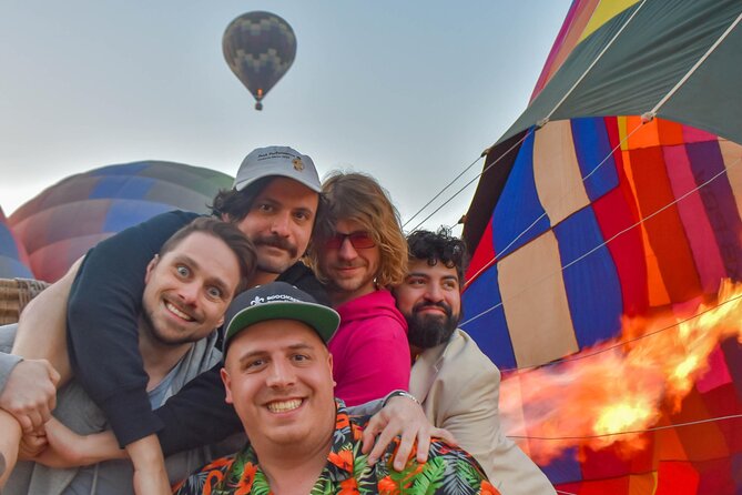Balloon Flight with Breakfast in a Natural Cave and Transportation from CDMX - Obsidian, maguey, and a short drink tasting
