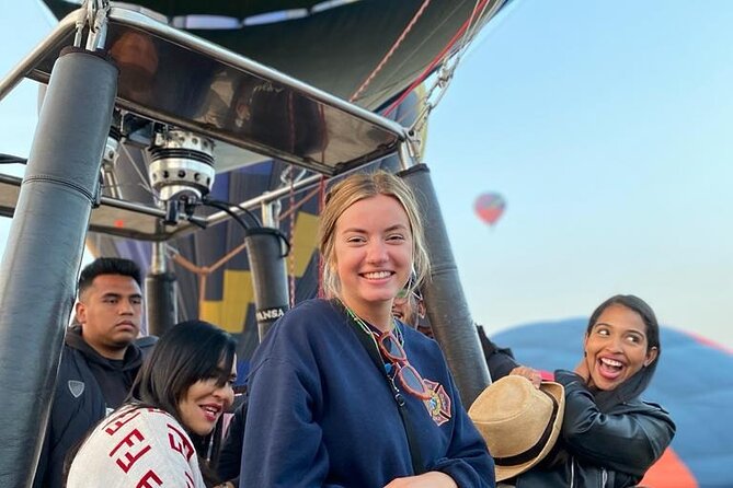 Balloon flight with breakfast in Cave and Pyramids tour from CDMX - The cave breakfast, a memorable idea with a booking catch