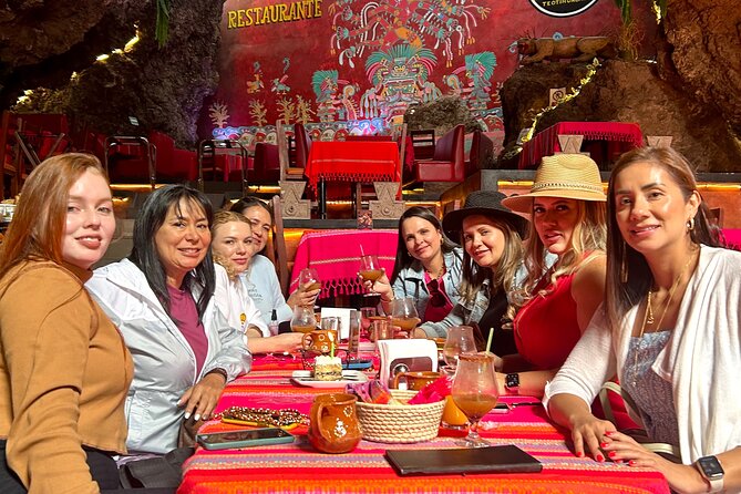 Balloon Flight with Breakfast in Cave and Round Trip CDMX - A short Mexican drink workshop at Coatlan
