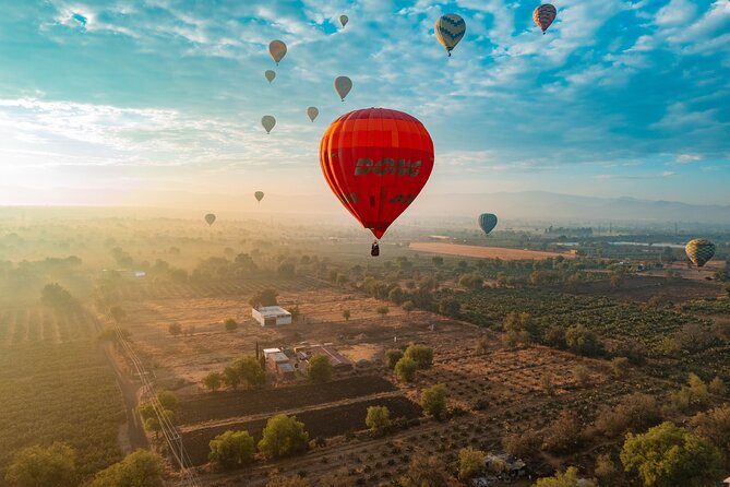 Balloon Flight with Buffet Breakfast - Arriving at Space Balloons before takeoff