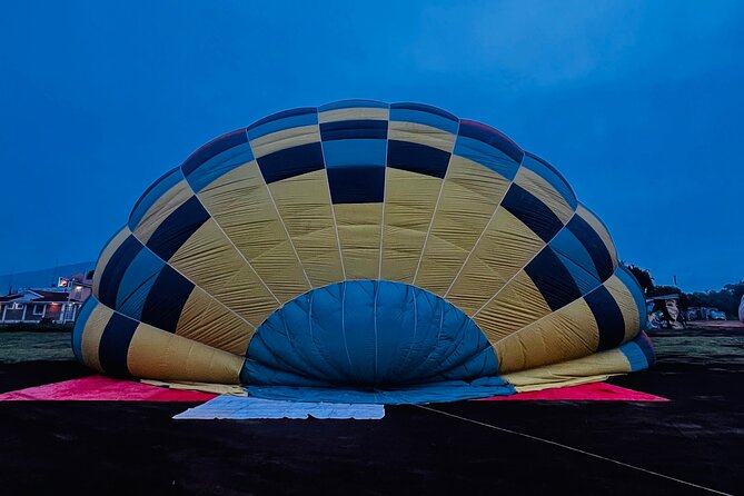 Balloon flight with private transportation and guided tour to Teotihuacán - Who should book this Teotihuacán experience?
