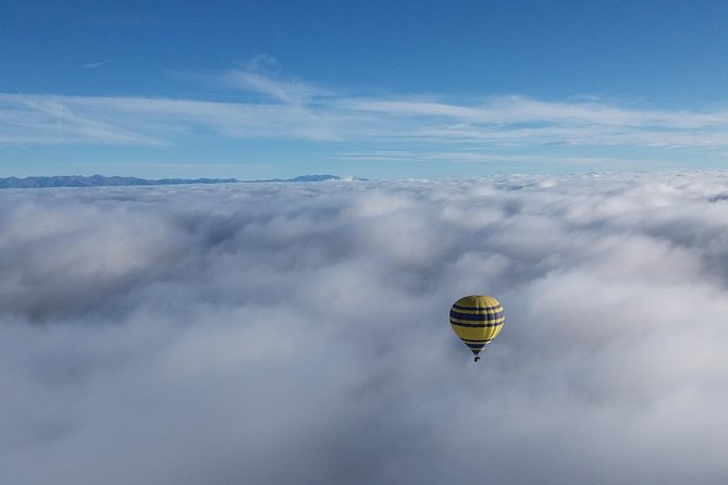 Balloon Ride over Catalonia with optional Pick-up from Barcelona - Why a sunrise balloon ride makes sense outside Barcelona