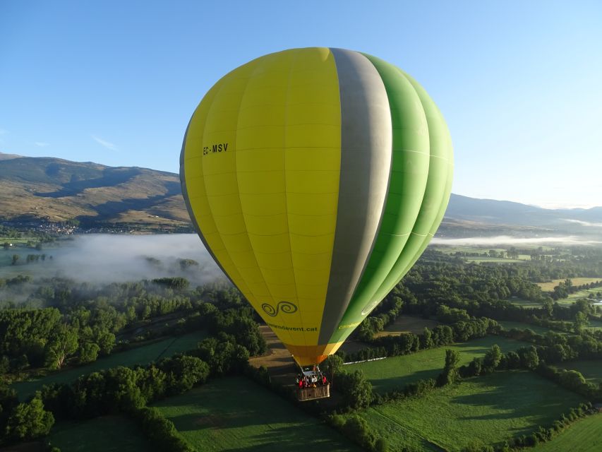 Barcelona: Hot Air Balloon Flight Experience - The cava toast and photo package