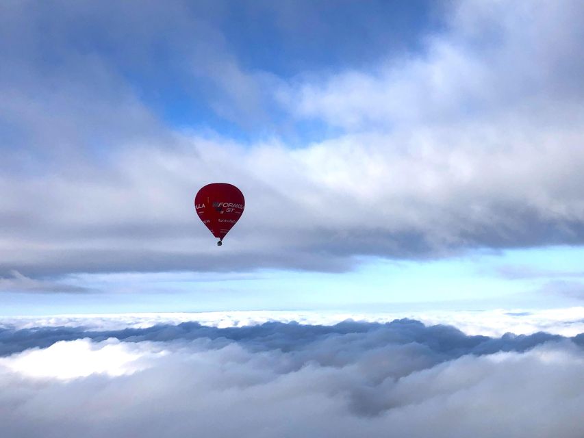 Barcelona: Private Romantic Balloon Flight - A private morning above Catalonia