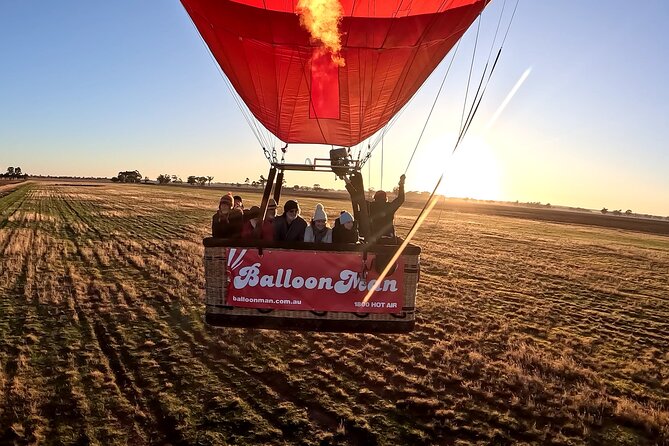 Bendigo Premium Balloon Flight plus buffet champagne breakfast - Breakfast at Quality Hotel Lakeside
