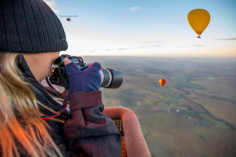 Brisbane: Hot Air Balloon Flight with Vineyard Breakfast - What the $350 price includes
