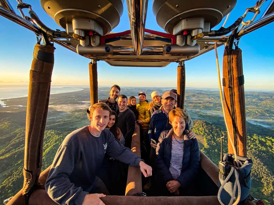 Byron Bay: Sunrise Hot Air Balloon Flight with Breakfast - Helping the balloon come alive