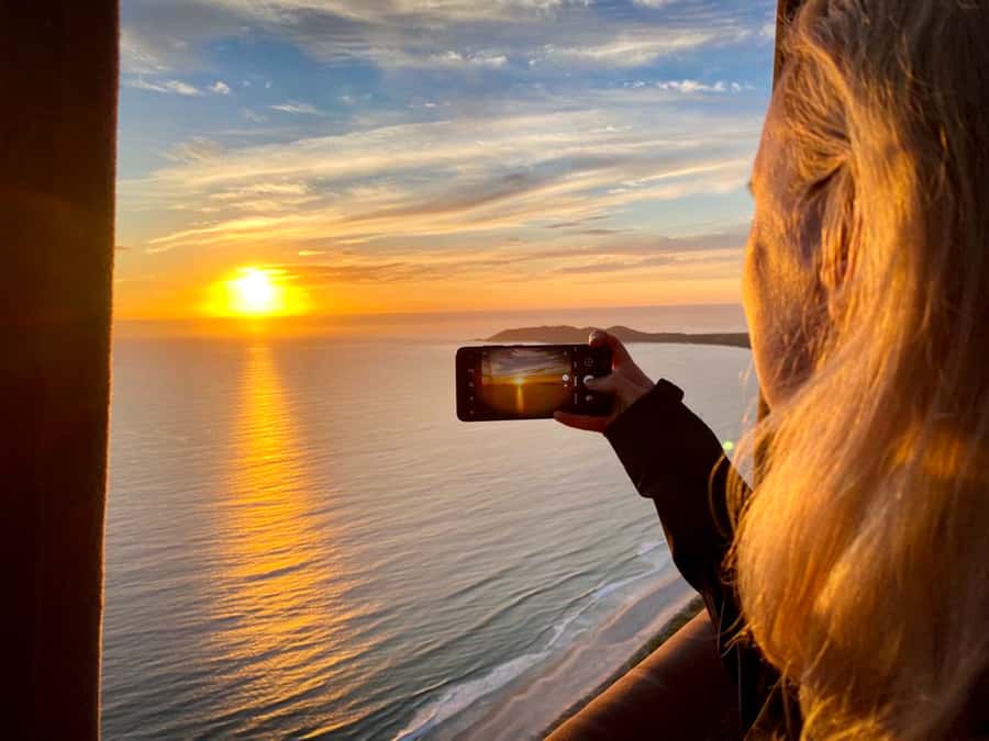 Byron Bay: Sunrise Hot Air Balloon Flight with Breakfast - Meeting at The Farm Byron Bay