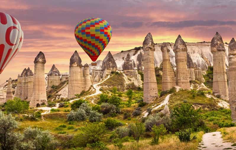 Cappadocia: Göreme Sunrise Hot Air Balloon Ride w/ Breakfast - Takeoff and the first view over Göreme
