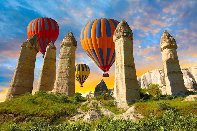 Cappadocia Hot Air Balloon Ride with Transfers - In the basket, with a maximum of 28 people