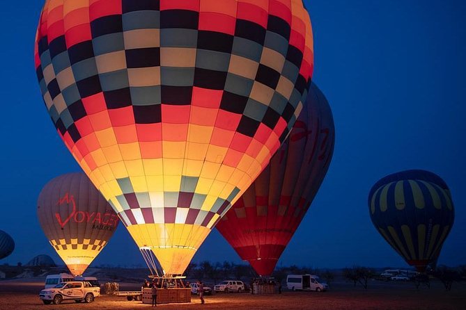 Cappadocia: Hot Air Balloon Tour - What the pilot adds to the experience