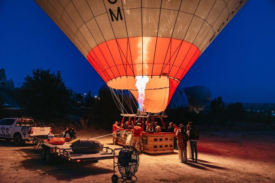 Cappadocia: Hot Air Balloon Trip in Goreme with Breakfast - Watching the Balloons Inflate Before Sunrise