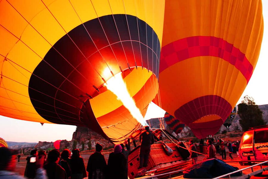 Cappadocia: Hot Air Balloon Watching & Sunrise Tour - Why watch the balloons from the ground?