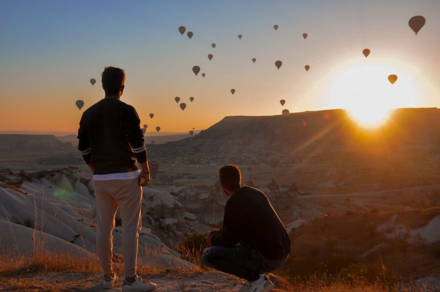 Cappadocia: Sunrise Balloon Watching Tour - Breakfast in the cold